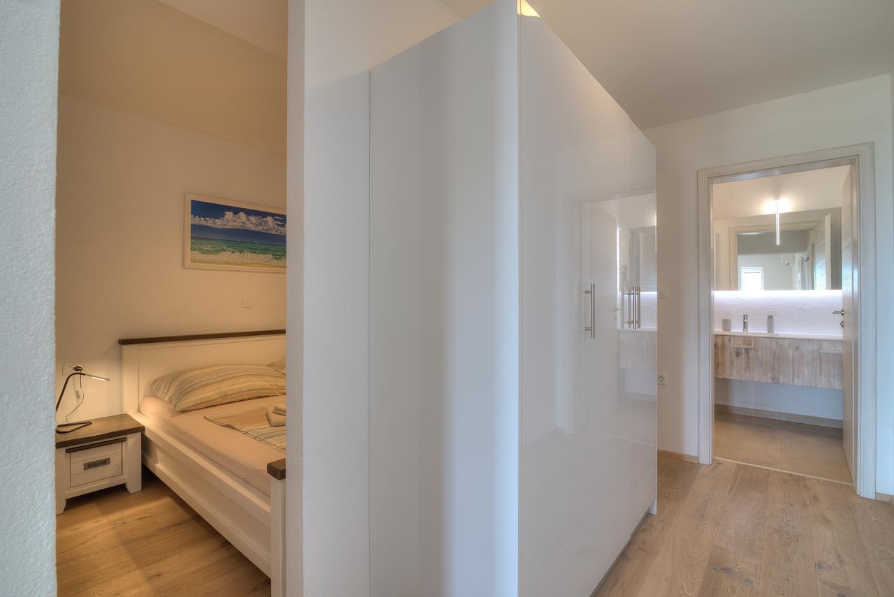 BC Eleven Appartement Senj  Buitenkant foto