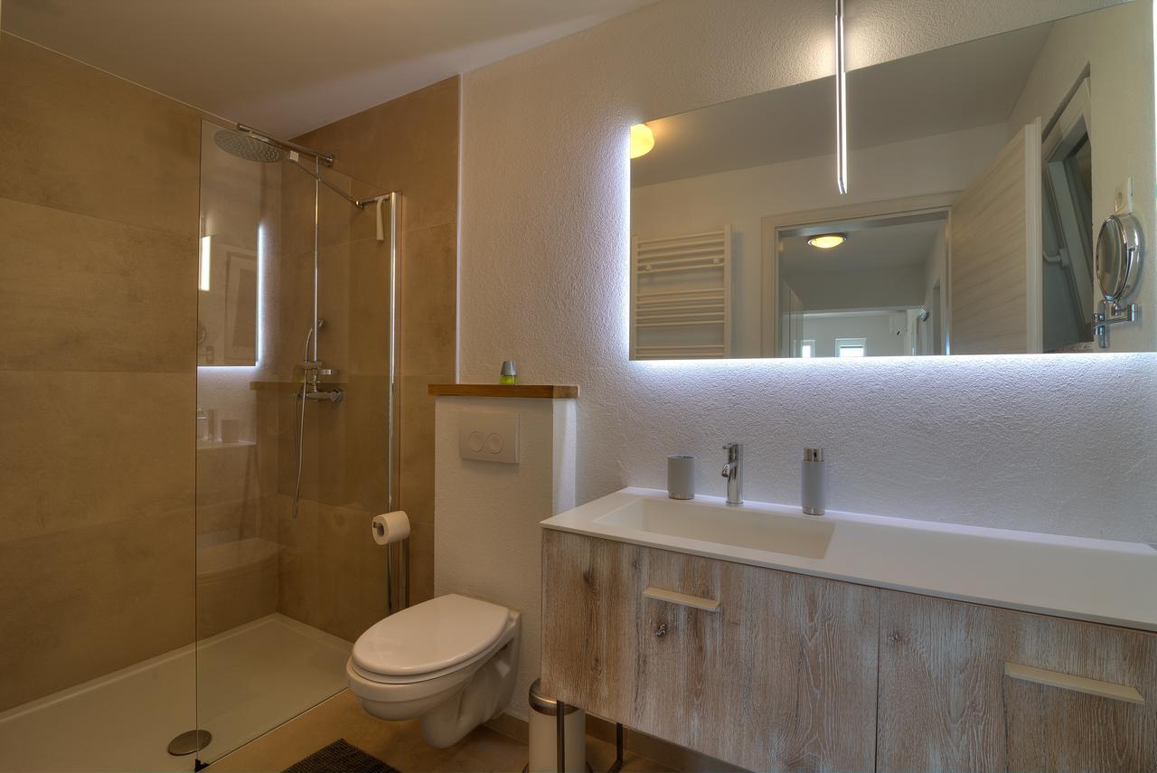 BC Eleven Appartement Senj  Buitenkant foto