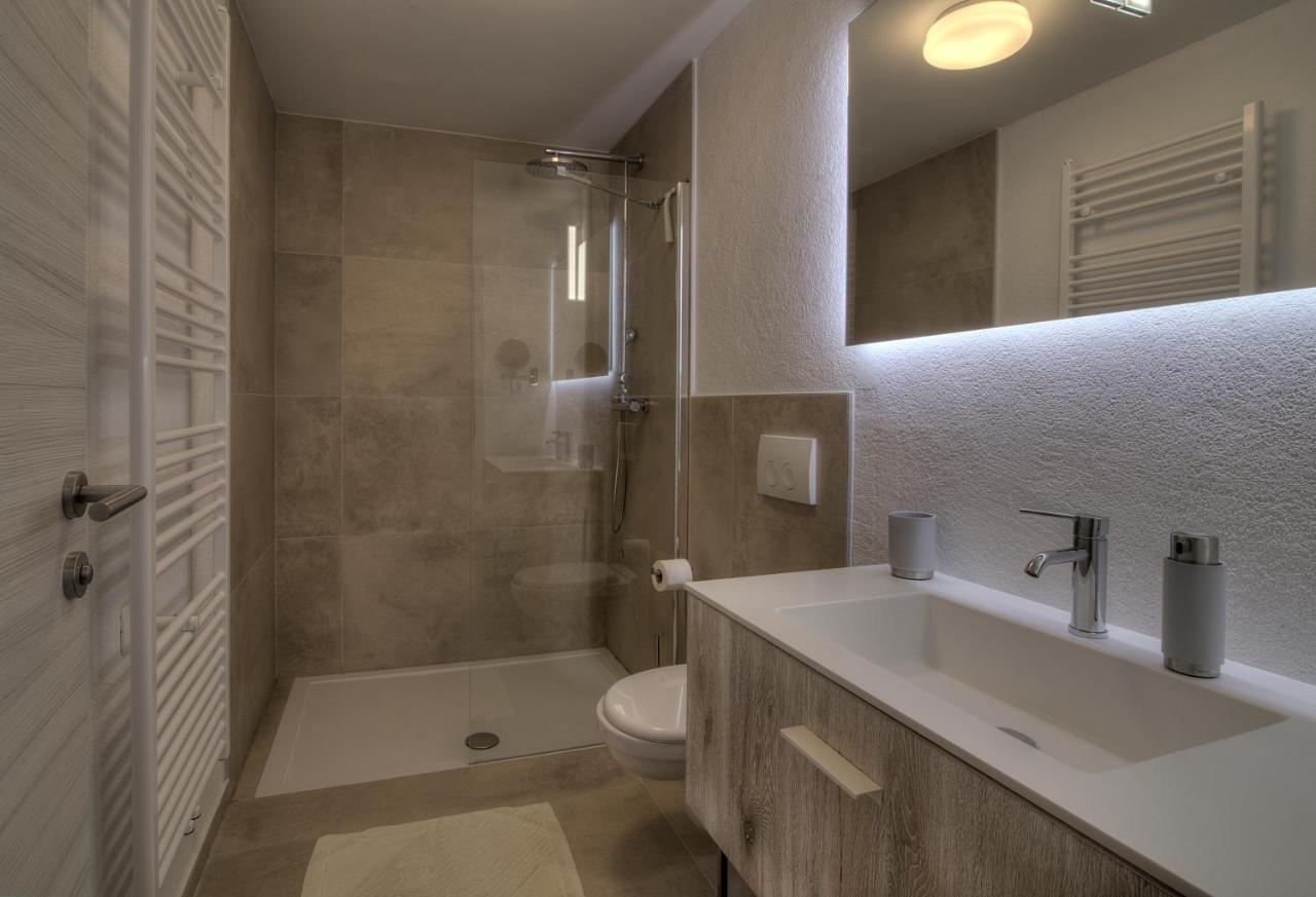 BC Eleven Appartement Senj  Buitenkant foto