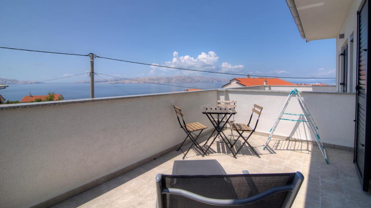 BC Eleven Appartement Senj  Buitenkant foto