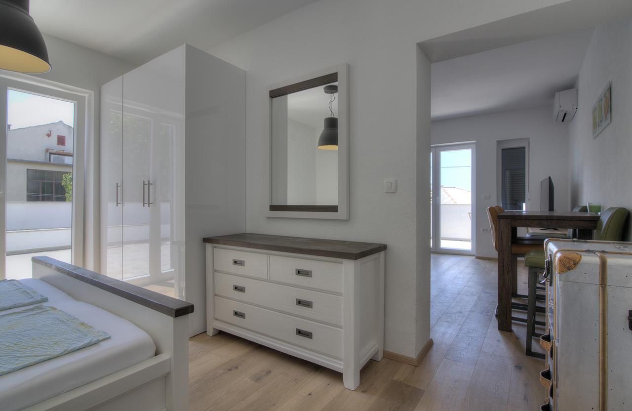 BC Eleven Appartement Senj  Buitenkant foto