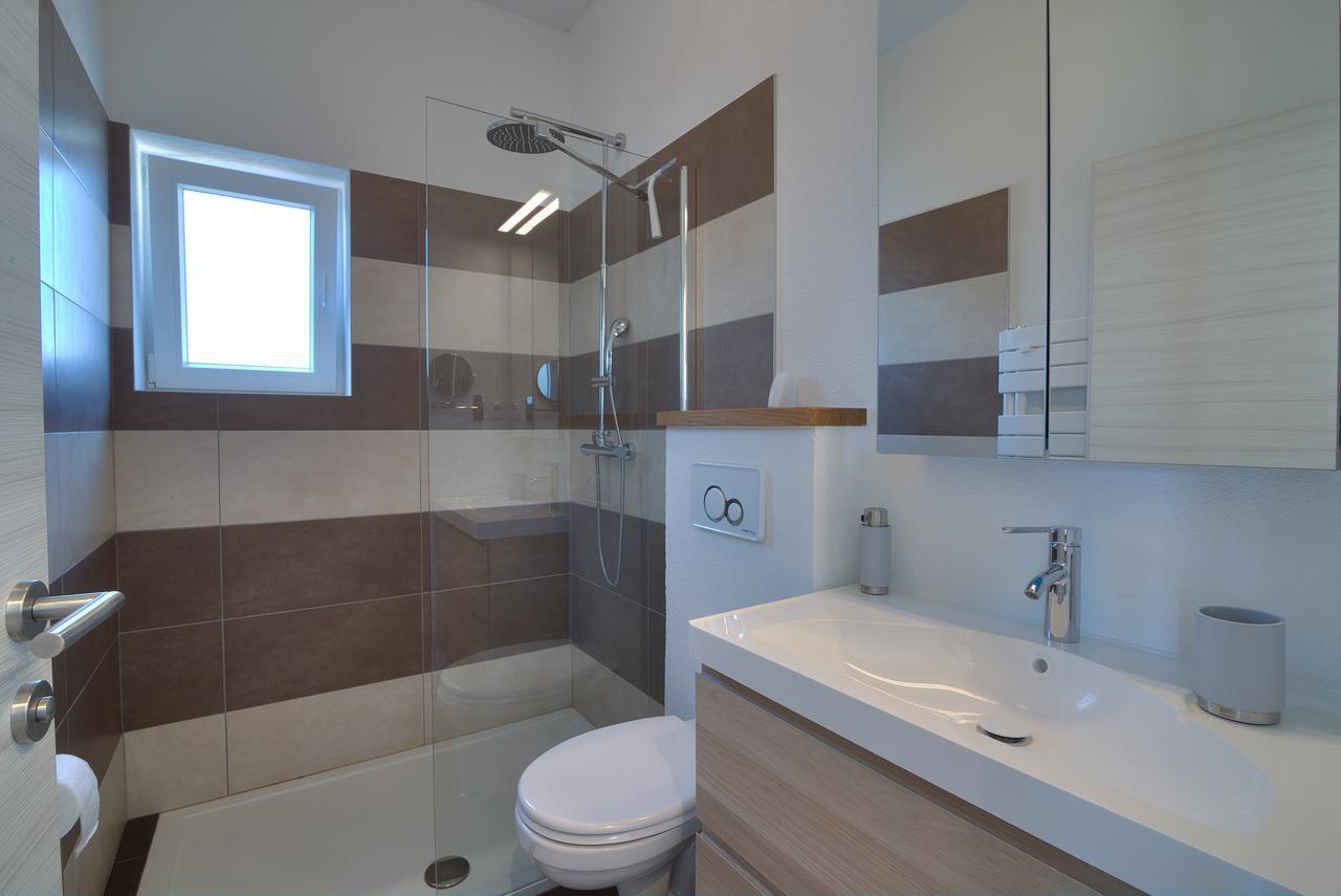 BC Eleven Appartement Senj  Buitenkant foto